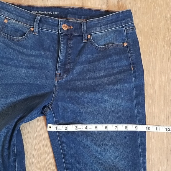 Talbots Flawless Highrise Barley Boot Cut Jeans - Picture 10 of 11